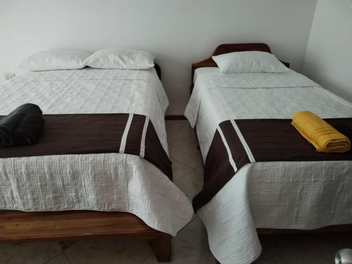 Alojamiento Villa Mar プエルトアヨラ エクステリア 写真